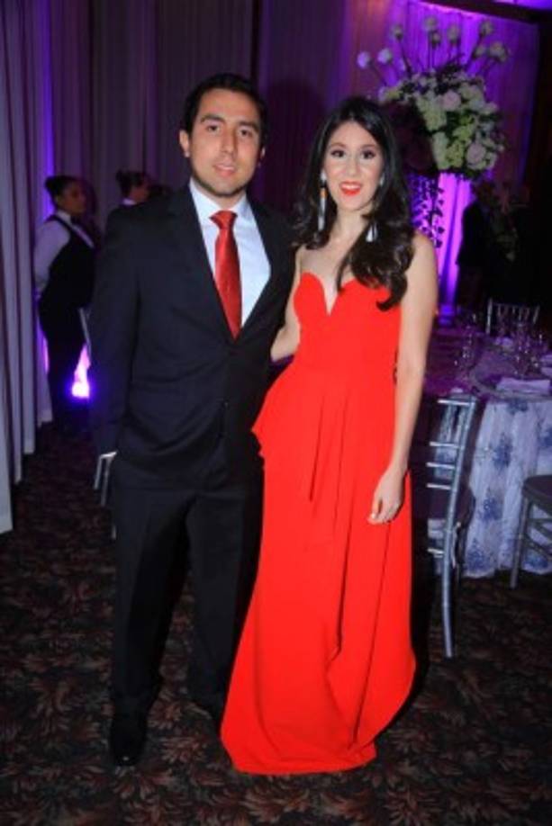 Christ Ortega y Alexandra Kattán.