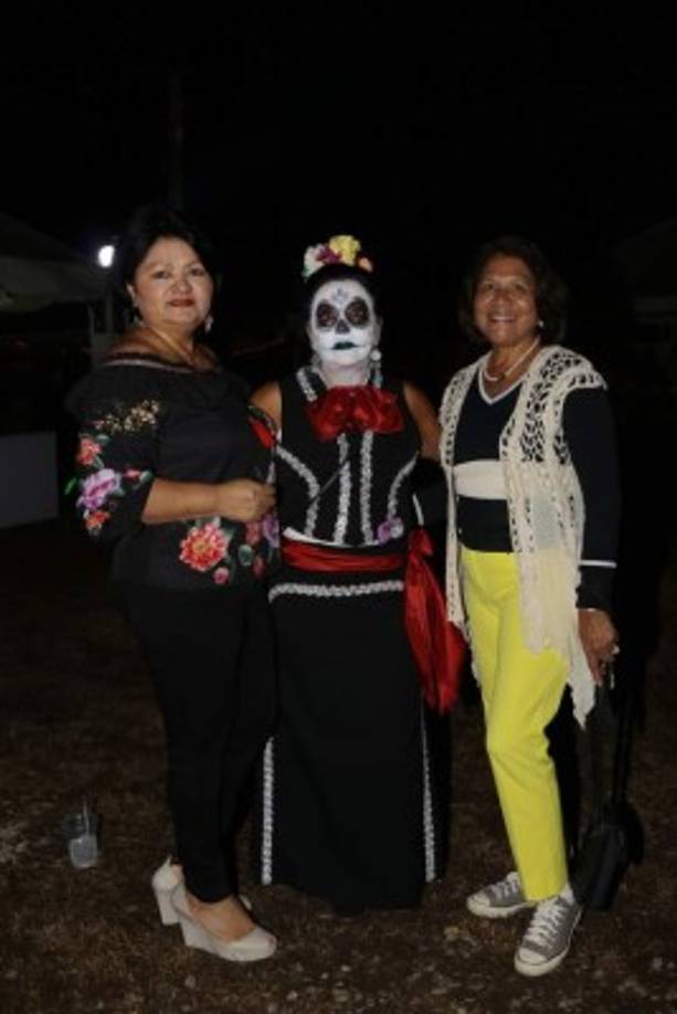 Lupita Mongie, Leticia Beuth y Vilma Karow.