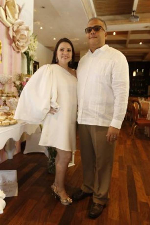 Elisa y Emilio Kattán.