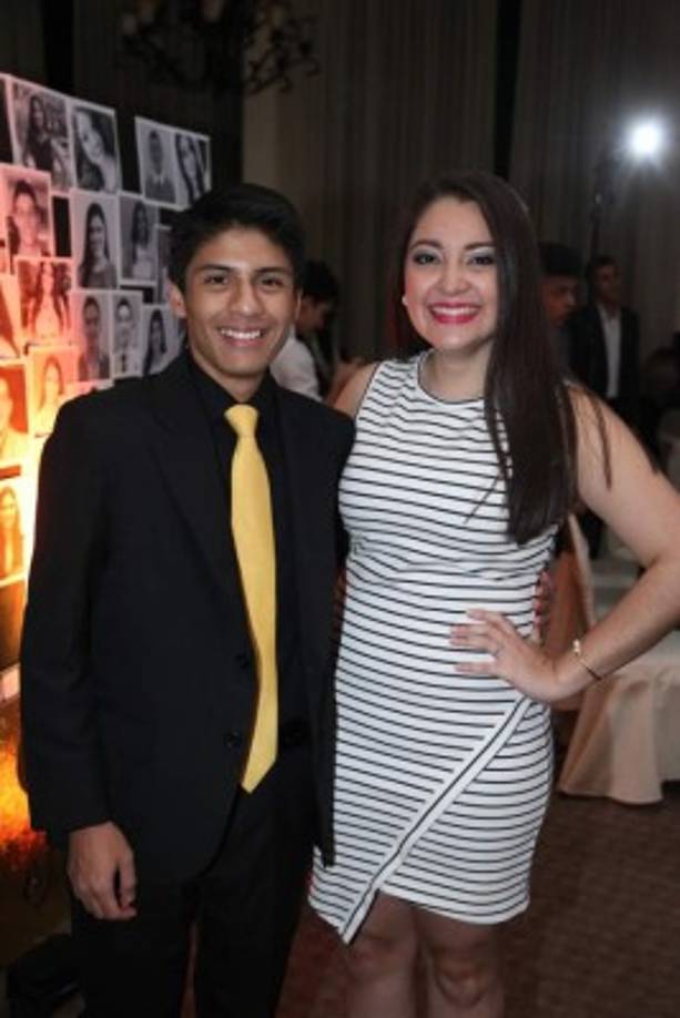 Alessandro Vásquez y Melanie Amador.