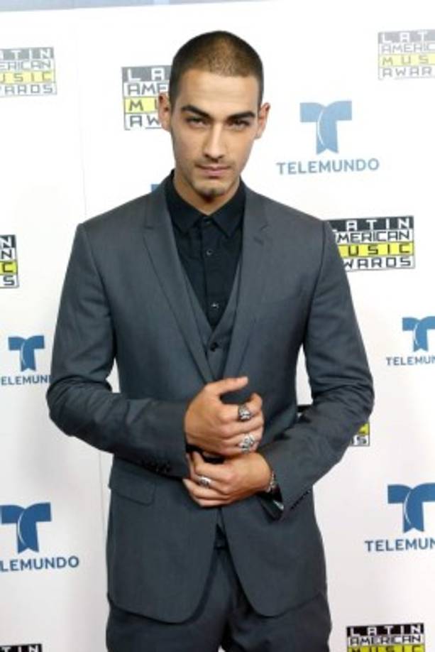 'Él trata de encontrar una manager actoral, porque quiere ser el galán de telenovelas, se consigue una de strippers y piensa que está ensayando para una obra de teatro muy respetada, pero no se da cuenta. El personaje vive su propia serie', explicó.