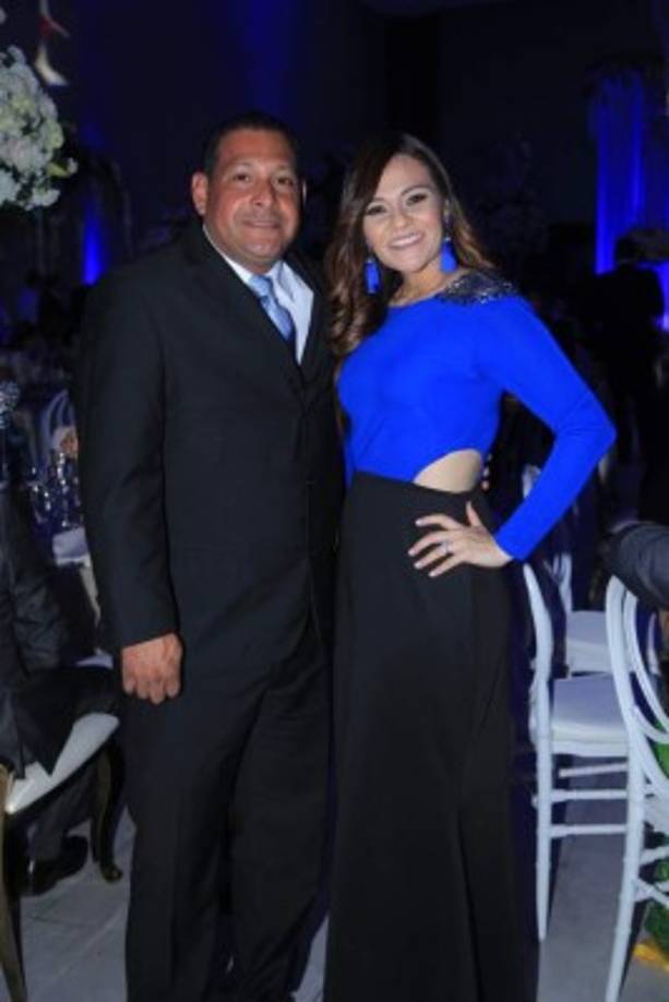 Edward y Cindy Aguilera.