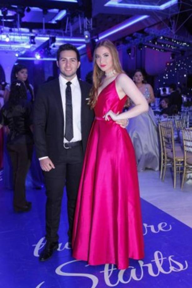 Javier Sabillón y Leah Bazley.