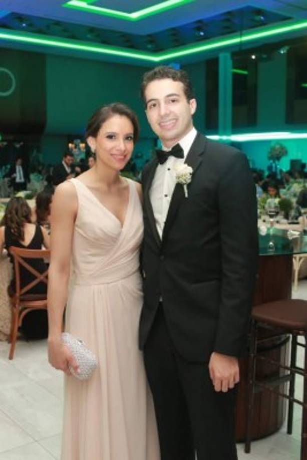 Michelle Kawas y Jorge Canahuati.