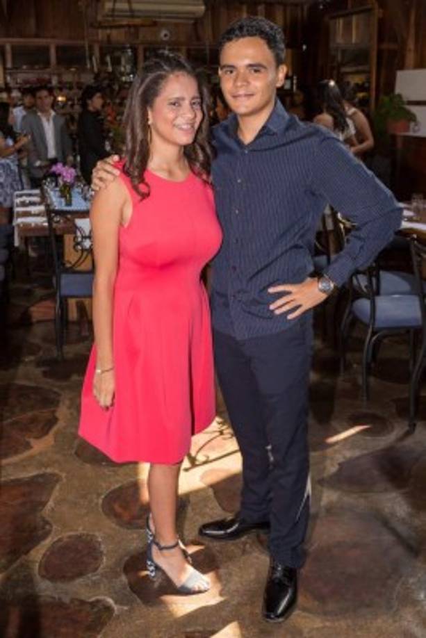 Valeria Castillo y Mario Flores.