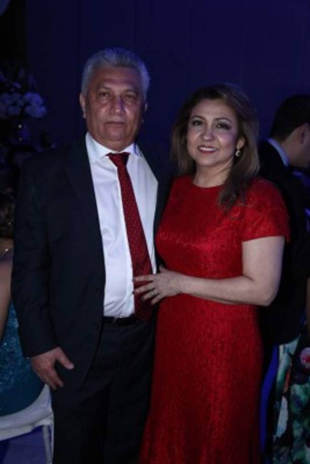 Algiris y Martiza Cálix.