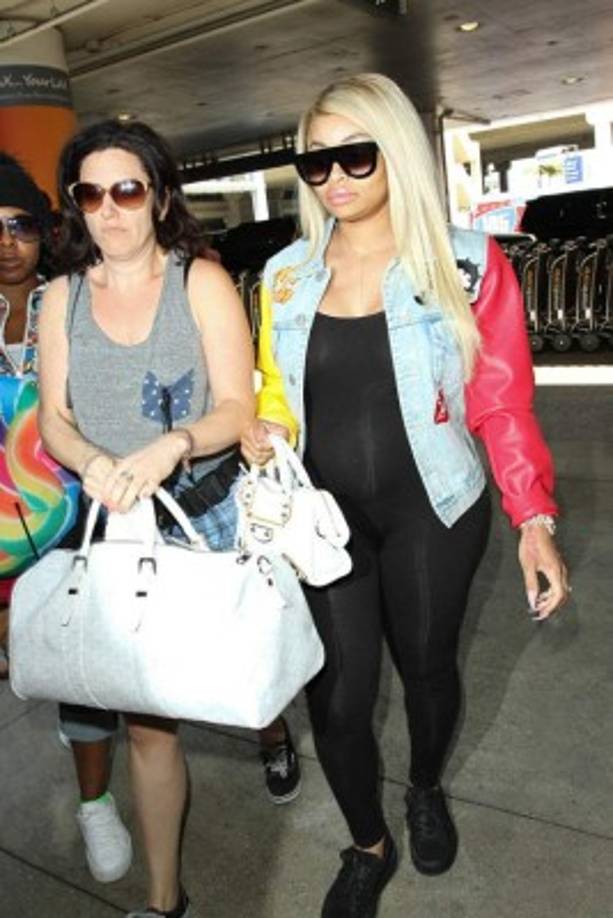 Blac Chyna espera su segundo hijo de Rob Kardashian. Aunque están comprometidos muchos ya dicen que la pareja solo hace publicidad para su próximo reality.