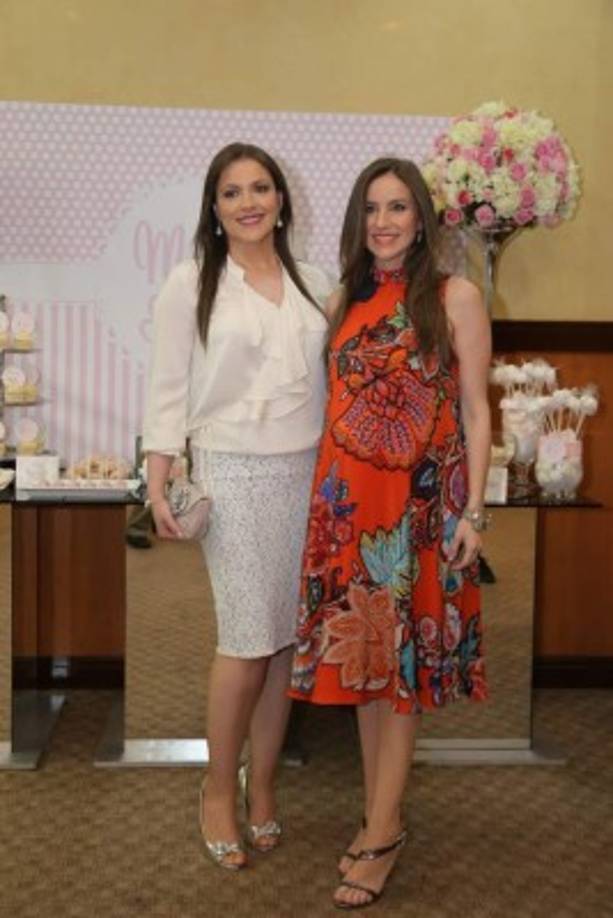 Mónica Facussé y Ericka Handal.