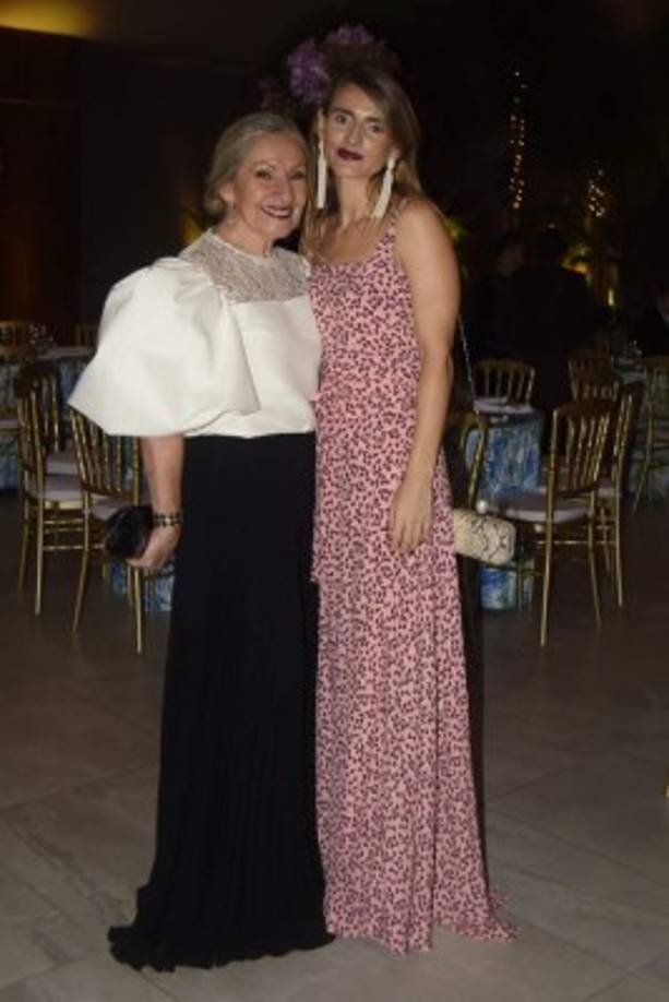 Isabel Victoria y Bebba Chahín.