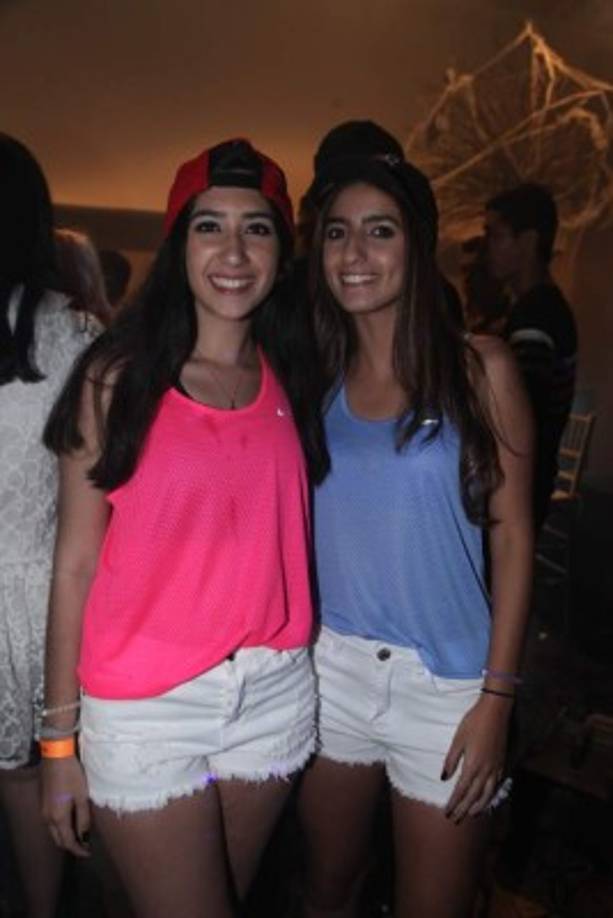 Antonette Hawit y Kristel Abud.