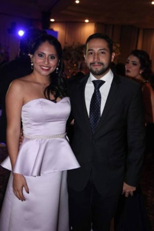 Sara Bográn y Héctor Bustillo.