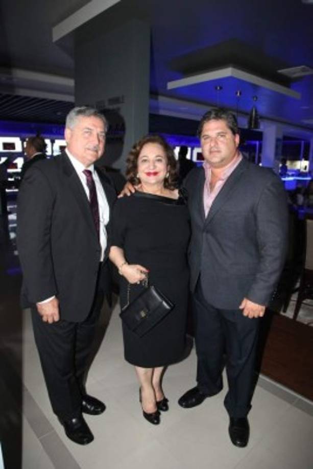 Basilio, Suyapa y Basilio Fuschich