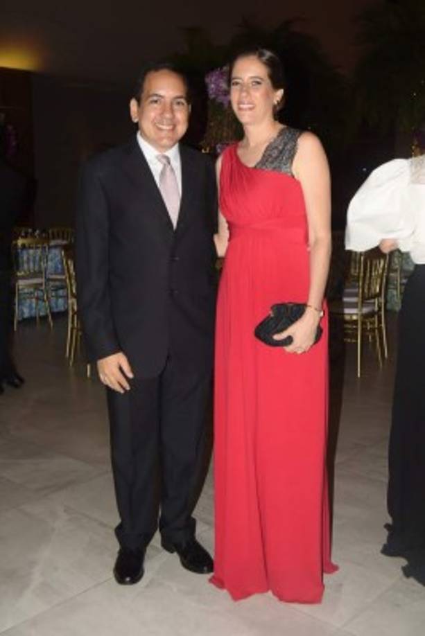 Sergio y Carol Larach.