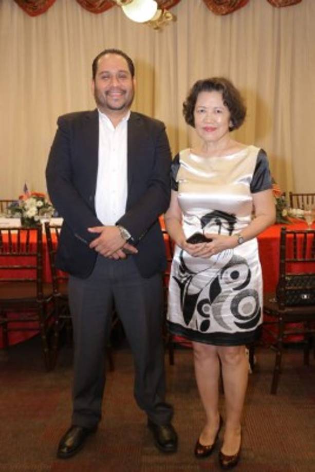 Ricardo Herrera y Nancy Chieng.