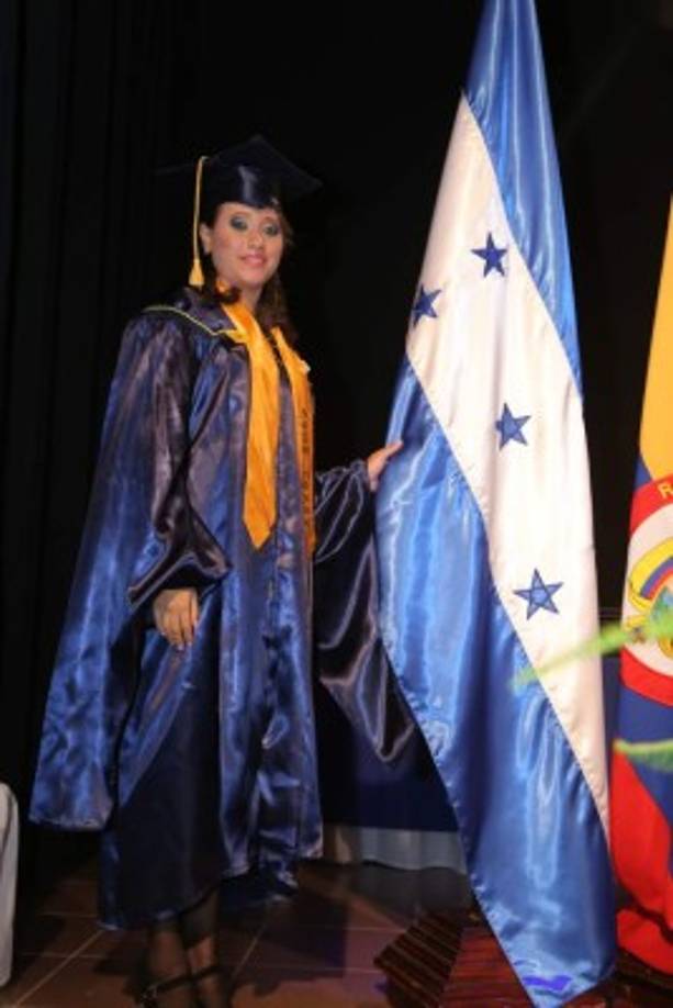 Alejandra Isabel Vásquez Lozano.