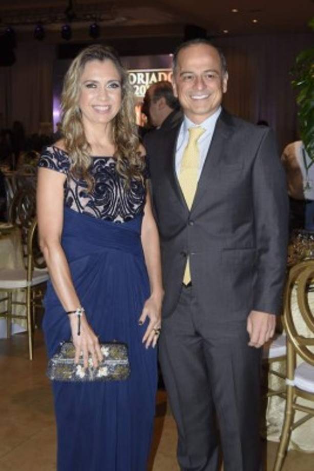 Shantal Bomtens y Jason Hawit.