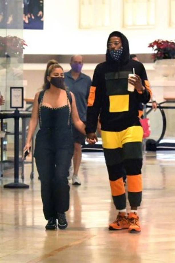 Larsa Pippen también se vio involucrada días atrás en un triángulo amoroso. Fue captada con el jugador Malik Beasley de los Minnesota Timberwolves de la NBA y la pareja de éste (Montana Yao) le pidió el divorcio.