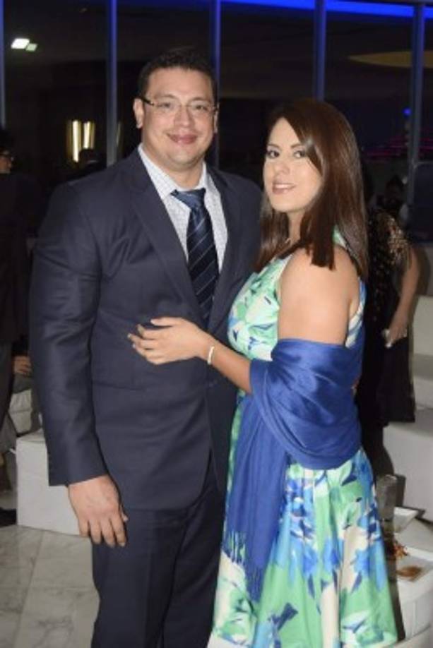 Juan y Alexandra Euceda.