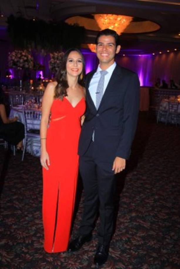 Ivana Olivieri y Gabriel Rivera.