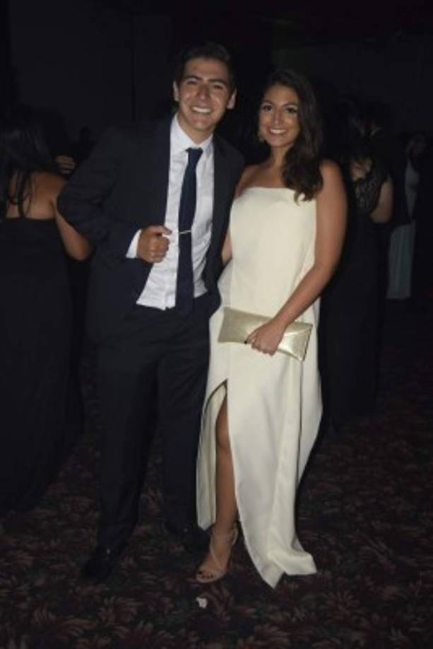 Napoleón Larach y Karina Lara.