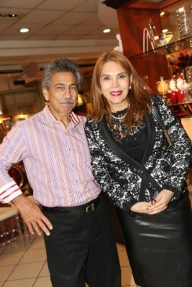 Gabriel y Lourdes Prieto.