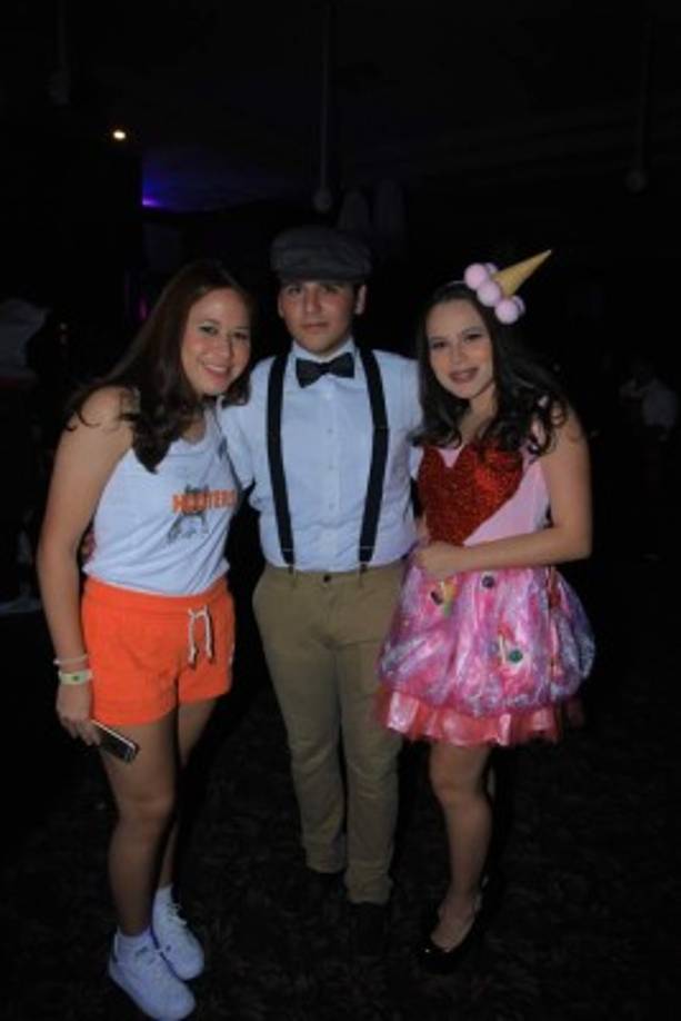 Michelle Valladares, José Deras y Valerie Hepburn.