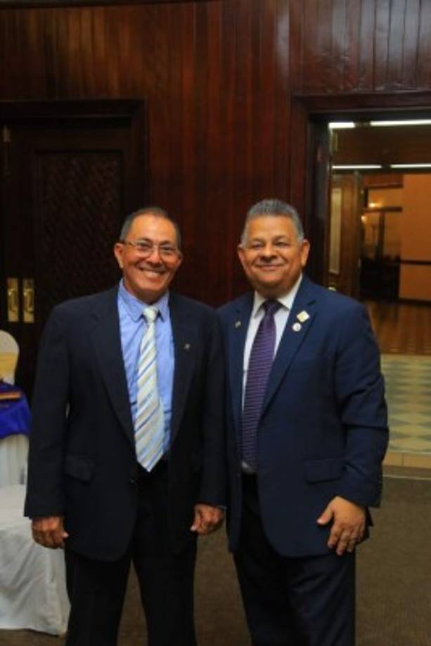 Pablo Barahona y Manuel Turcios.