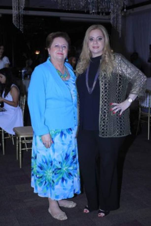 Georgina Dieck y Griselle Escobar.
