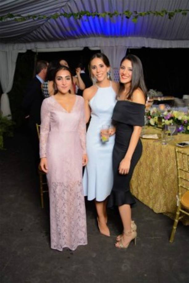 Audrey Verdial, Viviana Mourra e Isabel Bendaña.
