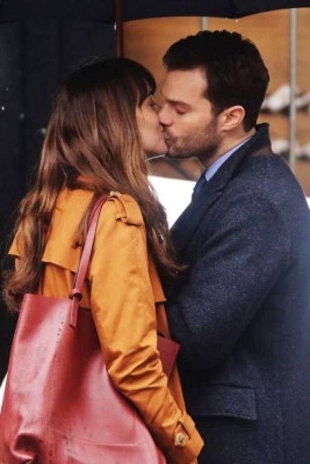 El amor entre los personajes de la cinta es muy estimulante.<br/><br/>A los seguidores les encanta esa mezcla de pasión, desenfreno y romance.<br/>