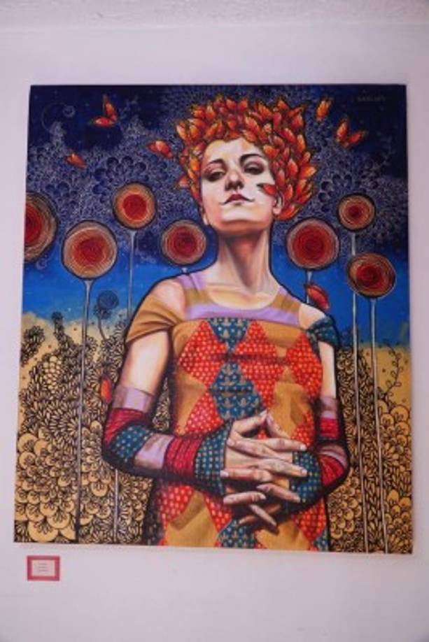 Colección con sello de mujer 'Se vino la felicidad'.