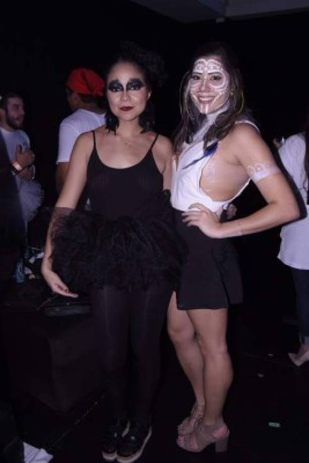 Mariana de León y Michelle Marzán.