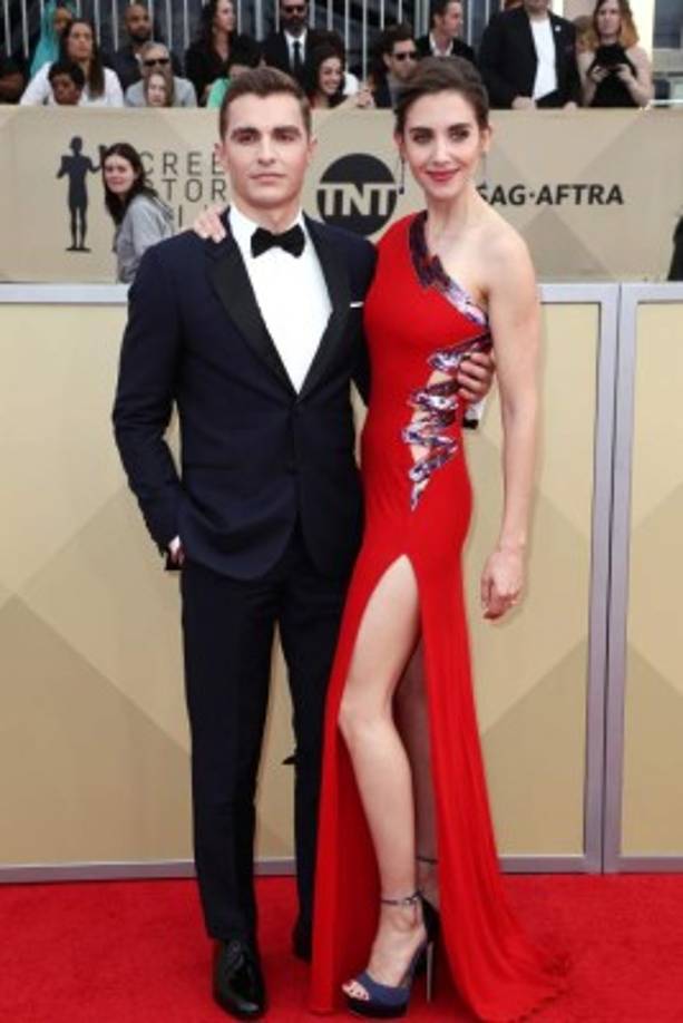 Los protagonistas de 'The Disaster Artist' Dave Franco (i) y Alison Brie.