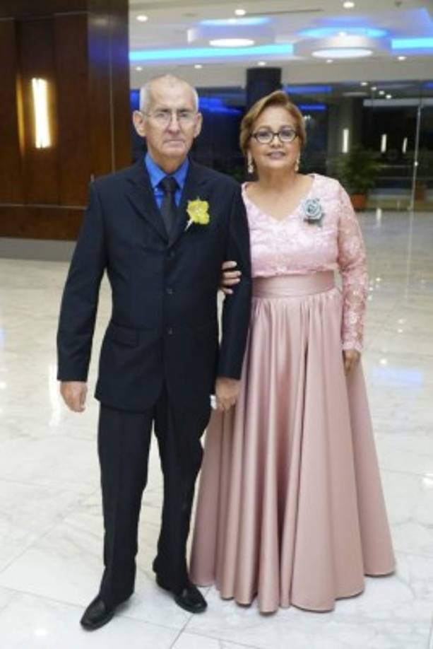 Mario y Beatriz Avendaño.