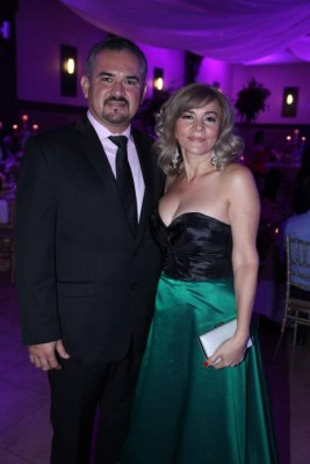 Gabriel y Edith Mejía.