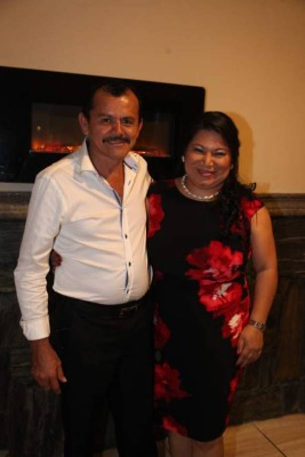 Santiago Lara y Lisette García.