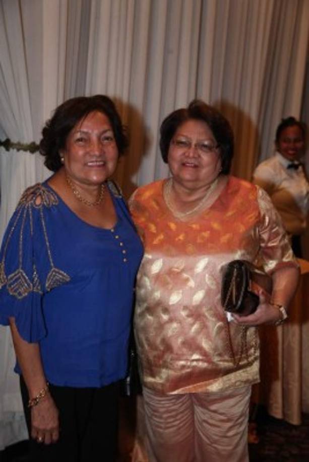 María Alberto y Antonieta Escobar.