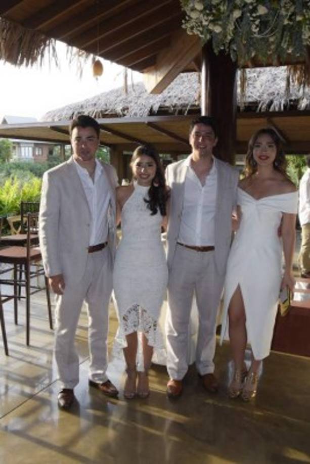 Constantino, Carla, Gabriel y Beatriz Barletta.