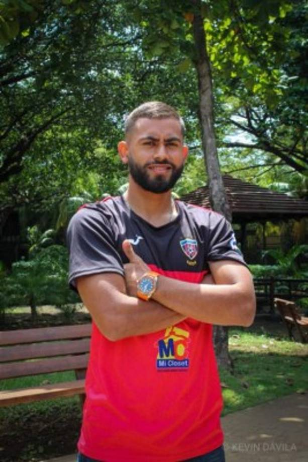 Diego Rosales: El mediocampista hondureño fue anunciado como nuevo jugador del Walter Ferreti de la primera división de la Liga de Nicaragua.
