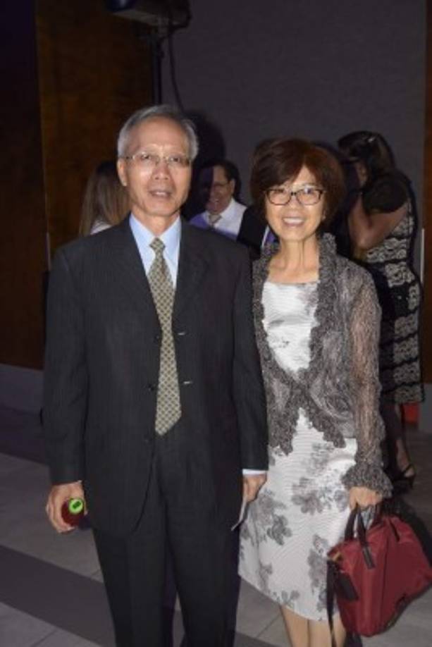 Marcos y Elena Chang.