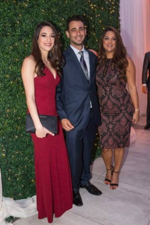 Rinad, Fuad y Nadden Hawit.