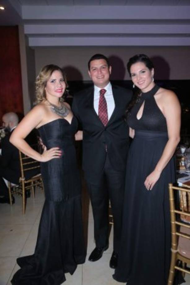 Alejandra Grande, Ángel Sánchez e Inés Marín.