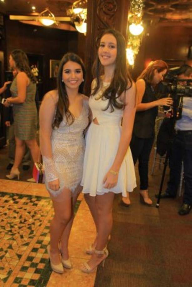 Ana Lardizábal y Cristina Núñez.