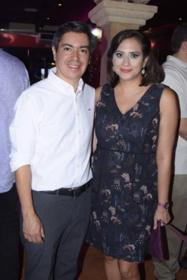 Luis Reyes y Valeria Ríos.