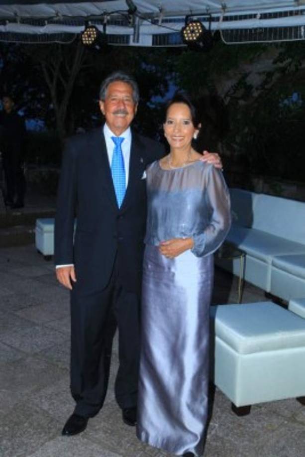 Pammy y Nan Marinakys.