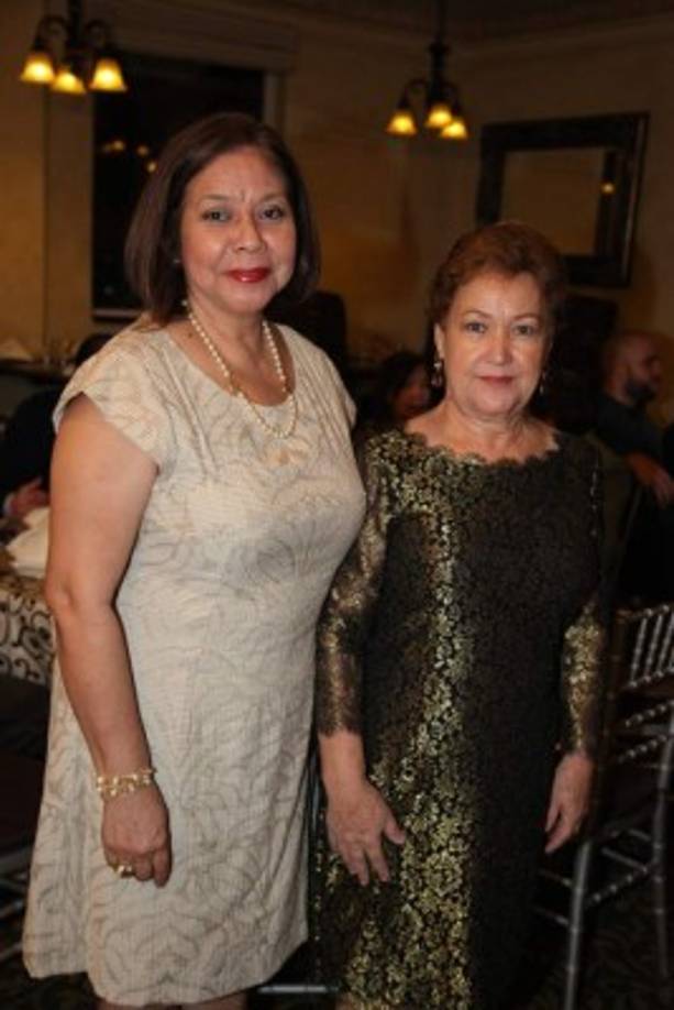 Margarita Pineda y Alba Mejía.