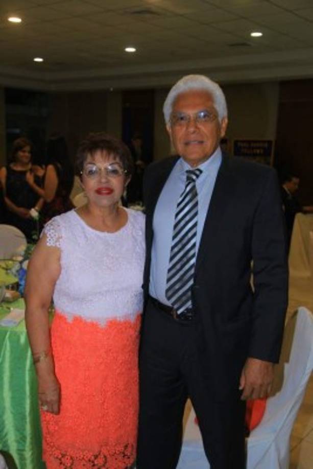 Santa Euceda y Sergio Peña.