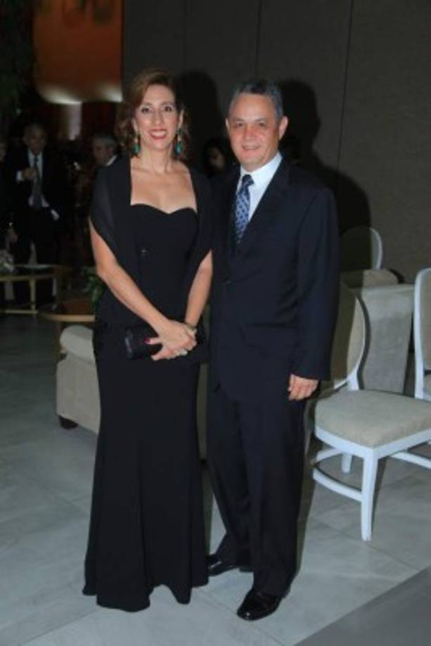 Maité y Ricardo Bendaña.