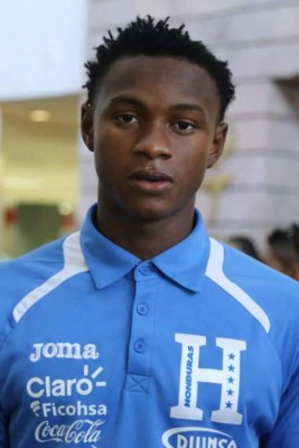 Ricky Zapata es lateral izquierdo del Real Sociedad de Tocoa. Ha tenido poca participación en el Premundial Sub-20.