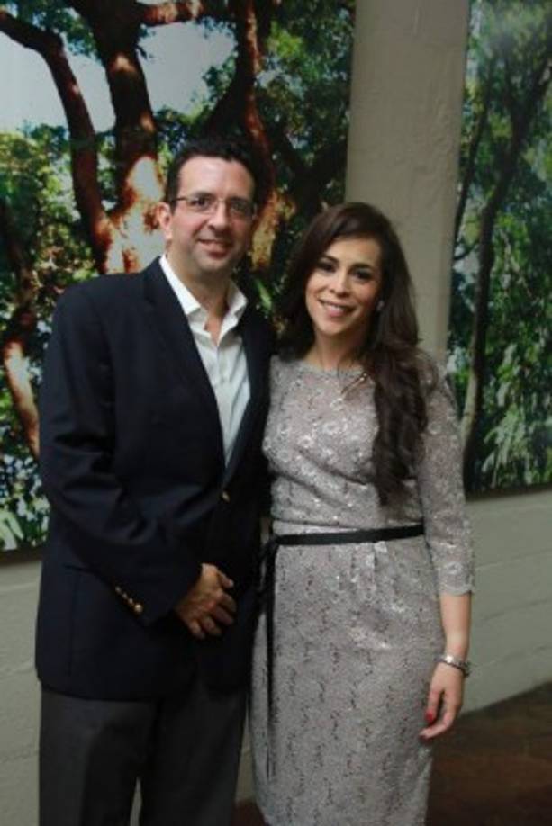 Julio y Claudia Aguilar.